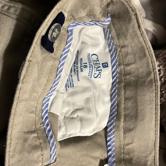 Boys khaki pants - Picture 3 of 3